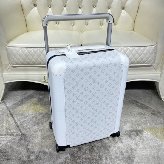 Louis Vuitton Optic White Horizon 55 M10149 Louis Vuitton Optic White Horizon 55 M10149