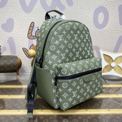 Louis Vuitton Discovery Backpack M12463