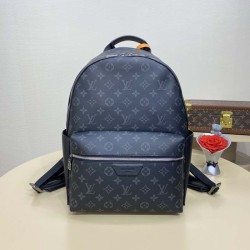 Louis Vuitton Discovery Backpack M22558
