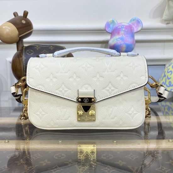 Louis Vuitton Pochette Métis East West M22942 Louis Vuitton Pochette Métis East West M22942