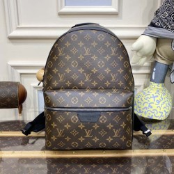 Louis Vuitton Discovery Backpack M46684