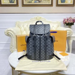 Louis Vuitton Damier Graphite hristopher MM N41379