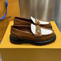Louis Vuitton Women District Flat Loafer 1AGXLN