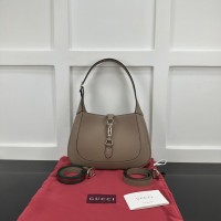 Gucci Jackie 1961 small shoulder bag taupe ‎810232