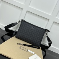 Gucci Medium messenger bag black ‎726833