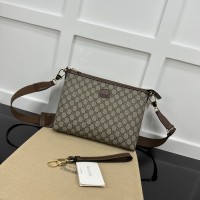 Gucci Medium messenger bag beige ‎726833