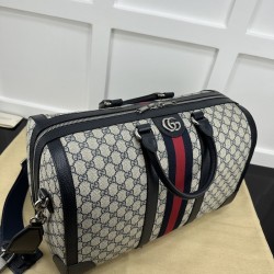 Gucci Savoy medium duffle bag Blue ‎724642