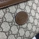 Gucci GG Supreme small messenger bag ‎681021