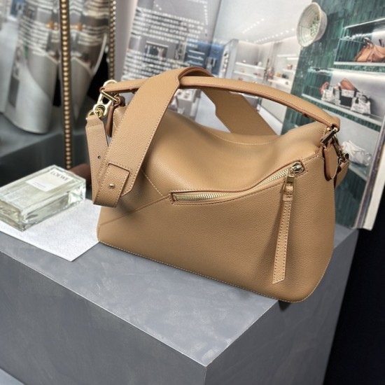 Loewe Puzzle bag in soft grained calfskin tan Loewe Puzzle bag in soft grained calfskin tan