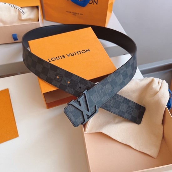 Louis Vuitton Damier Graphite LV Initiales 40MM Belt M9808 Louis Vuitton Damier Graphite LV Initiales 40MM Belt M9808