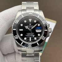 Rolex Submariner 40mm Black Dial Watch