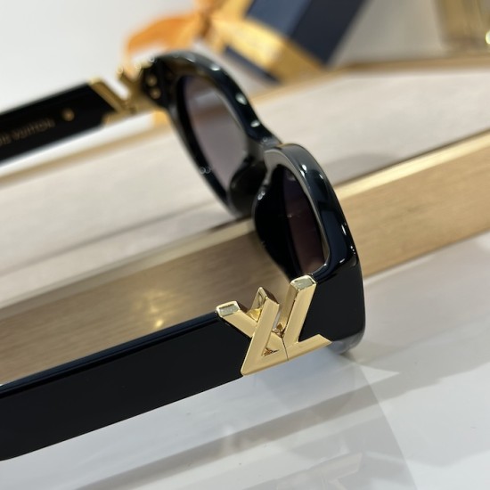 Louis Vuitton LV GO-14 Cat Eye Sunglasses Z2104W Louis Vuitton LV GO-14 Cat Eye Sunglasses Z2104W