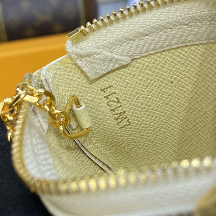 Replica Louis vuitton Key Pouch.